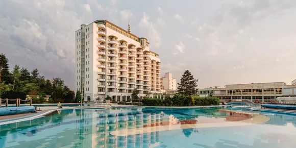 Strömungskanal der Johannesbad Klinik in Bad Füssing Strömungskanal der Johannesbad Klinik in Bad Füssing