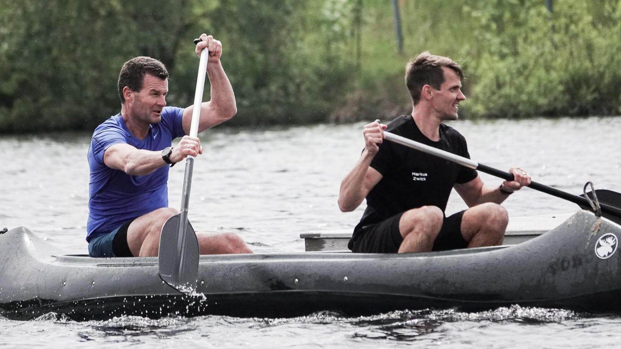 Markus Zwick, CEO, Werner Weißenberger, CFO links, der Johannesbad Gruppe bei Mitarbeiterolympiade Markus Zwick, CEO, Werner Weißenberger, CFO links, der Johannesbad Gruppe bei Mitarbeiterolympiade